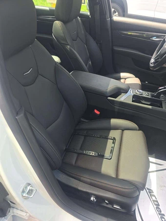 2025 Cadillac CT5-V 1SF - miniatura 18