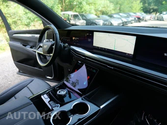 2025 Cadillac Escalade 4WD 4dr Sport - miniatura 35