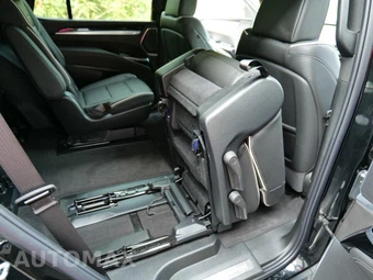 2025 Cadillac Escalade 4WD 4dr Sport - miniatura 45