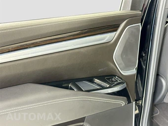 2025 Cadillac Escalade ESV Premium Luxury - miniatura 27