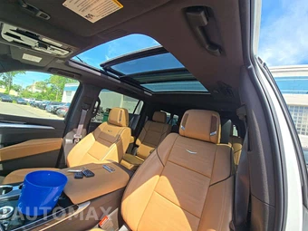 2025 Cadillac Escalade ESV Premium Luxury - miniatura 11