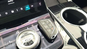 2025 Cadillac Escalade ESV Sport - miniatura 25