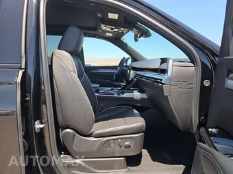 2025 Cadillac Escalade ESV Sport - miniatura 14