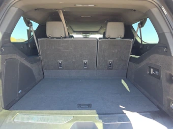 2025 Cadillac Escalade ESV Sport - miniatura 24