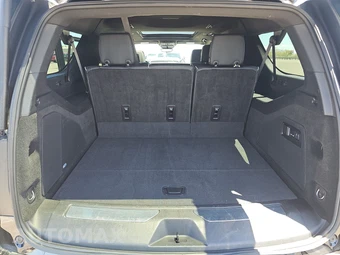 2025 Cadillac Escalade ESV Sport - miniatura 24