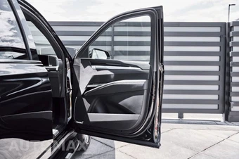 2025 Cadillac Escalade ESV Sport - miniatura 22