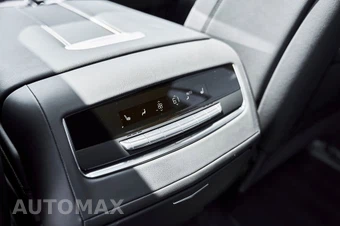 2025 Cadillac Escalade ESV Sport - miniatura 54