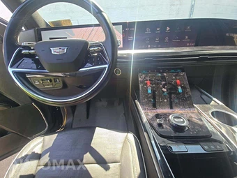 2025 Cadillac Escalade ESV Sport 1SC - miniatura 10