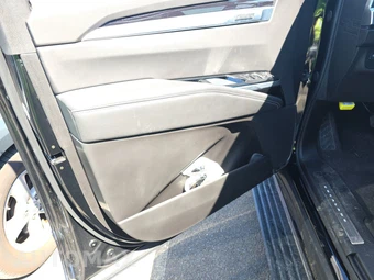 2025 Cadillac Escalade ESV Sport 1SC - miniatura 9