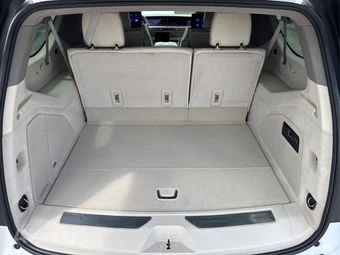 2025 Cadillac Escalade ESV Sport Platinum - miniatura 13