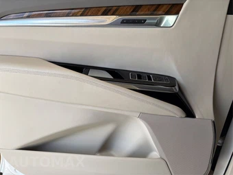 2025 Cadillac Escalade ESV Sport Platinum - miniatura 23