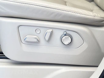2025 Cadillac Escalade ESV Sport Platinum - miniatura 35