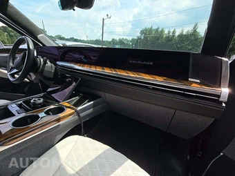 2025 Cadillac Escalade ESV Sport Platinum - miniatura 20