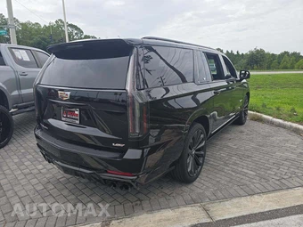 2025 Cadillac Escalade ESV V-Series - miniatura 3
