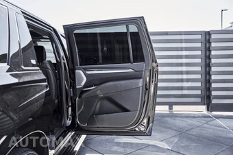 2025 Cadillac Escalade ESV V-Series - miniatura 29