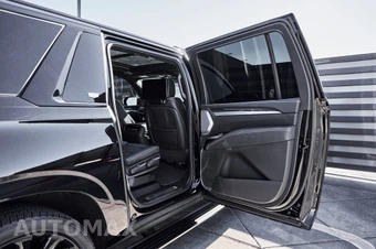 2025 Cadillac Escalade ESV V-Series - miniatura 30