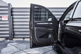 2025 Cadillac Escalade ESV V-Series - miniatura 33