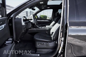 2025 Cadillac Escalade ESV V-Series - miniatura 35