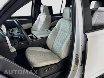 2025 Cadillac Escalade ESV V-Series - miniatura 14
