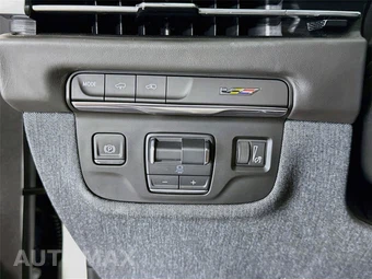 2025 Cadillac Escalade ESV V-Series - miniatura 24