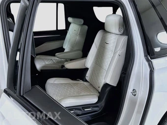 2025 Cadillac Escalade ESV V-Series - miniatura 25