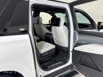 2025 Cadillac Escalade ESV V-Series - miniatura 32
