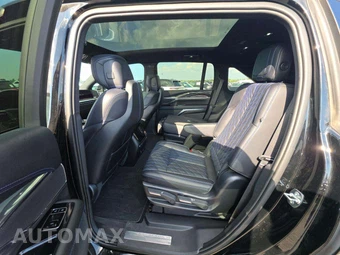 2025 Cadillac Escalade IQ Luxury 1 1SC - miniatura 10