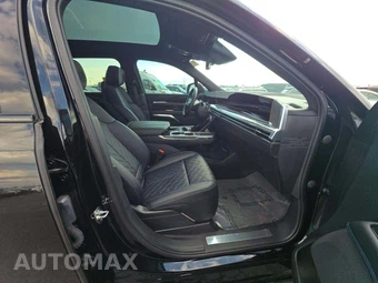 2025 Cadillac Escalade IQ Luxury 1 1SC - miniatura 17