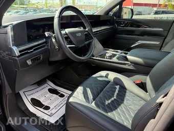 2025 Cadillac Escalade IQ Luxury 1 1SC - miniatura 19