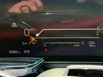 2025 Cadillac Escalade IQ Luxury 1 1SC - miniatura 39