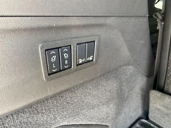 2025 Cadillac Escalade IQ Luxury 1 1SC - miniatura 44
