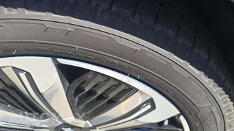 2025 Cadillac Escalade IQ Luxury 2 1SD - miniatura 24