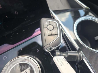 2025 Cadillac Escalade IQ Luxury 2 1SD - miniatura 8