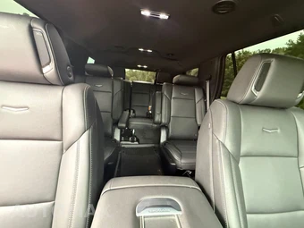 2025 Cadillac Escalade Luxury - miniatura 12
