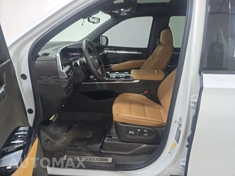2025 Cadillac Escalade Premium Luxury 1SB - miniatura 7