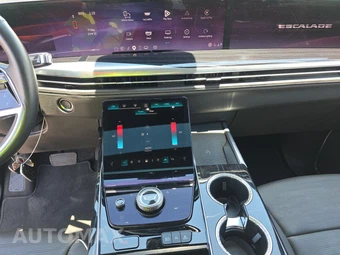 2025 Cadillac Escalade Sport - miniatura 17