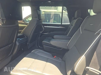 2025 Cadillac Escalade Sport - miniatura 13