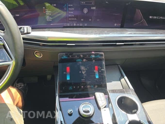 2025 Cadillac Escalade Sport - miniatura 10