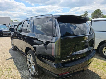 2025 Cadillac Escalade Sport - miniatura 2