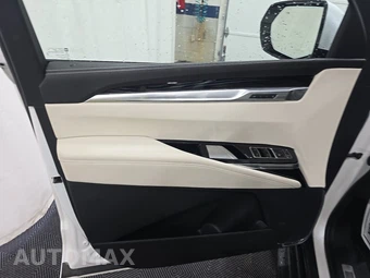 2025 Cadillac Escalade Sport 1SC - miniatura 9