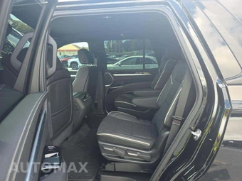 2025 Cadillac Escalade Sport 1SC - miniatura 10
