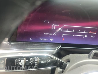 2025 Cadillac Escalade Sport 1SC - miniatura 12
