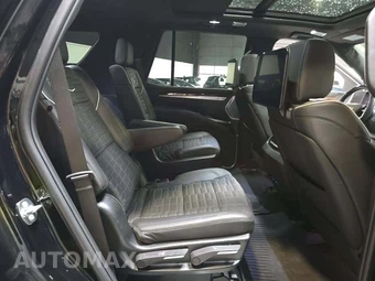 2025 Cadillac Escalade Sport Platinum - miniatura 17