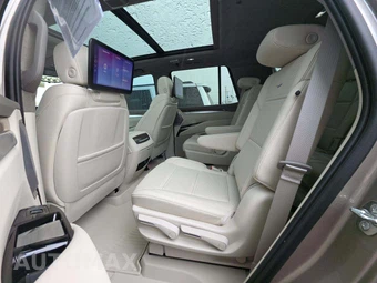 2025 Cadillac Escalade Sport Platinum - miniatura 13
