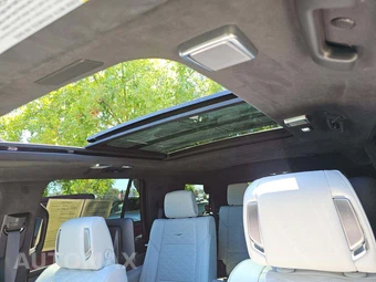 2025 Cadillac Escalade Sport Platinum - miniatura 11
