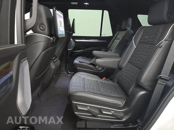 2025 Cadillac Escalade Sport Platinum - miniatura 13