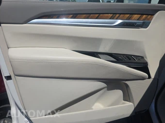 2025 Cadillac Escalade Sport Platinum - miniatura 9