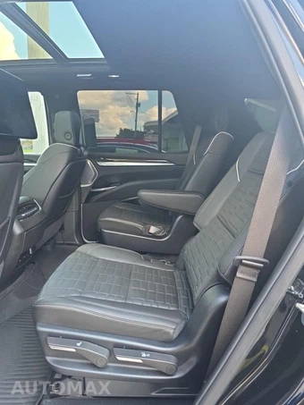 2025 Cadillac Escalade Sport Platinum - miniatura 16