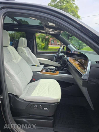 2025 Cadillac Escalade Sport Platinum - miniatura 16