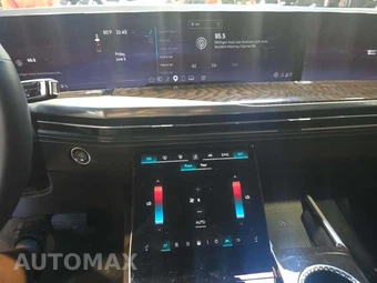 2025 Cadillac Escalade Sport Platinum - miniatura 10